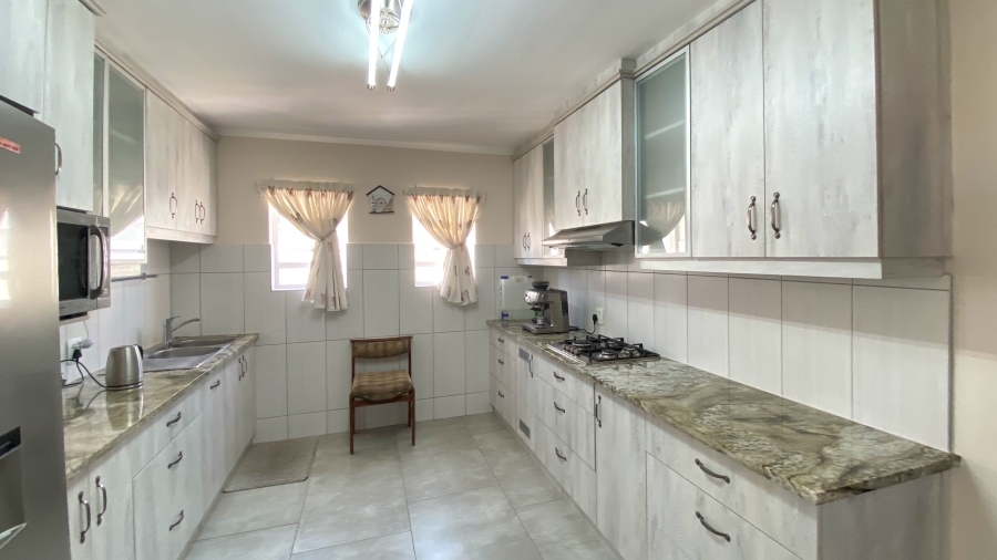 4 Bedroom Property for Sale in Port Owen Western Cape